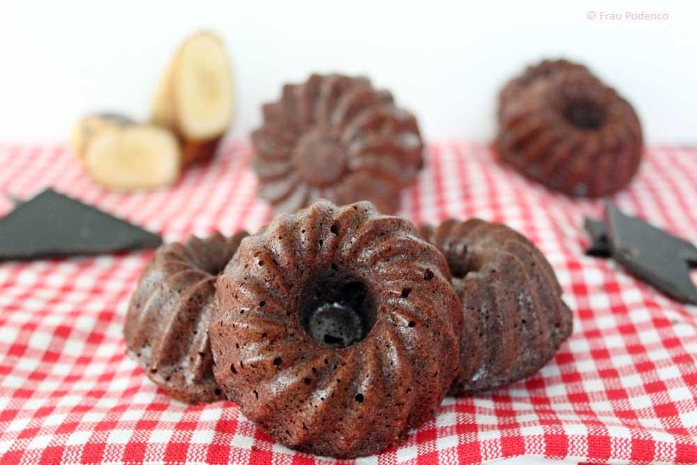 Rezeptbild: Schoko Gugelhupf mit Banane