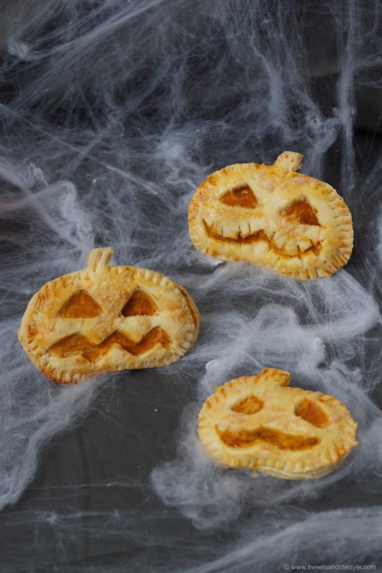 Rezeptbild: Pikante Halloween Hand Pies 