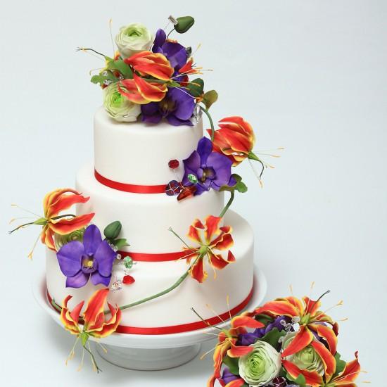 Rezeptbild: Hochzeitstorte Feurige Liebe