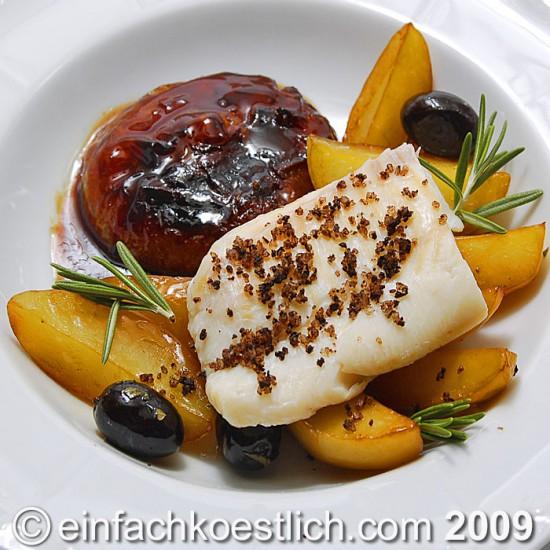 Rezeptbild: Kabeljau im Kartoffelsud mit Karamellzwiebeln