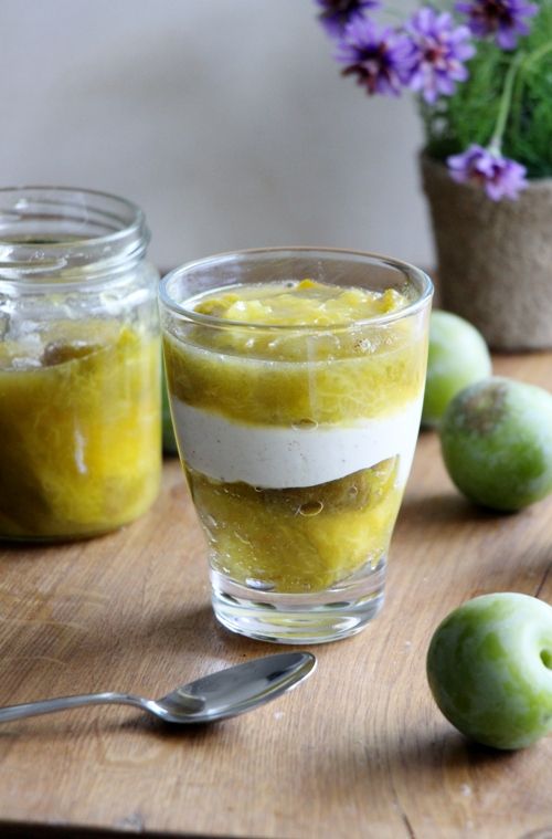 Rezeptbild: Reineclaude Kompott mit Vanillequark