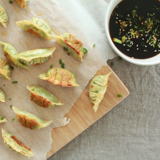 Rezeptbild: Erbsen-„potstickers“ mit süsser Sojasauce
