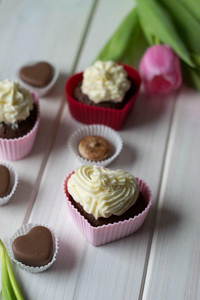 Rezeptbild: Schoko Cupcakes zum Valentinstag