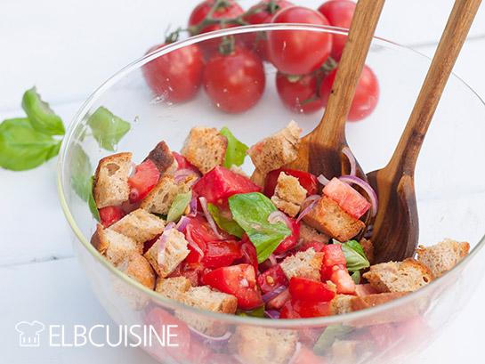 Rezeptbild: Brotsalat – ein besonderes Rezept mit Familiengeschichte
