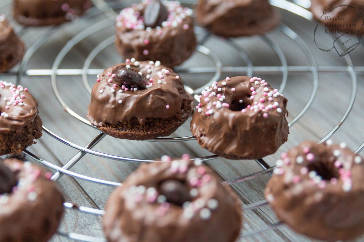 Rezeptbild: Mini-Gugls: Schokoladenkaffee Gugls