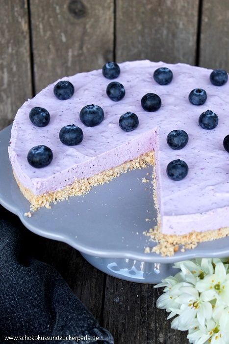 Rezeptbild: Heidelbeer-Butterkeks-Torte ohne Backen
