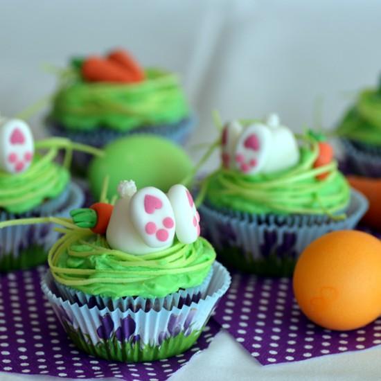 Rezeptbild: Möhrchen-Cupcakes mit Frischkäse-Orangen-Frosting