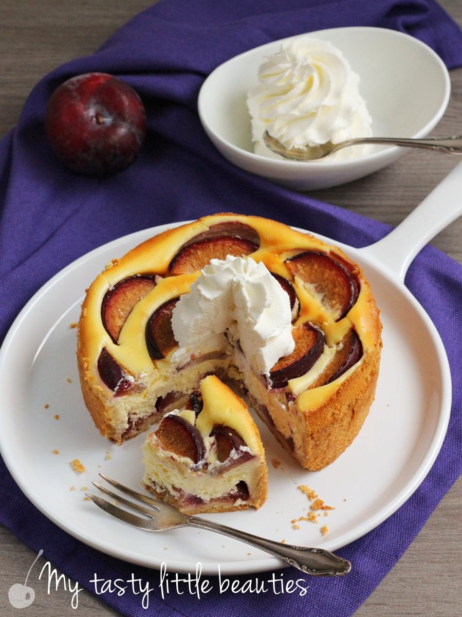 Rezeptbild: Pflaumen-Käsekuchen (mit Zimtboden und Amaretto)