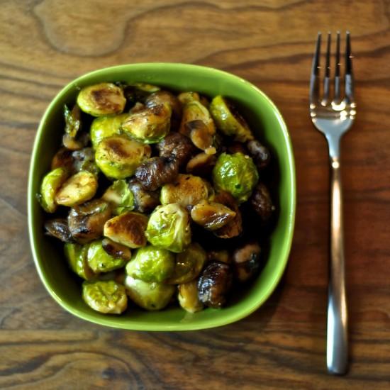 Rezeptbild: Rosenkohl mit Maroni, Thymian und Vanille
