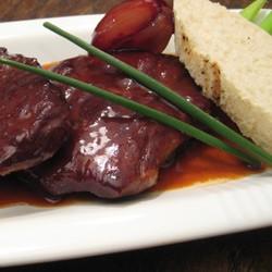 Rezeptbild: Sirloinsteak auf Portweinschaloten