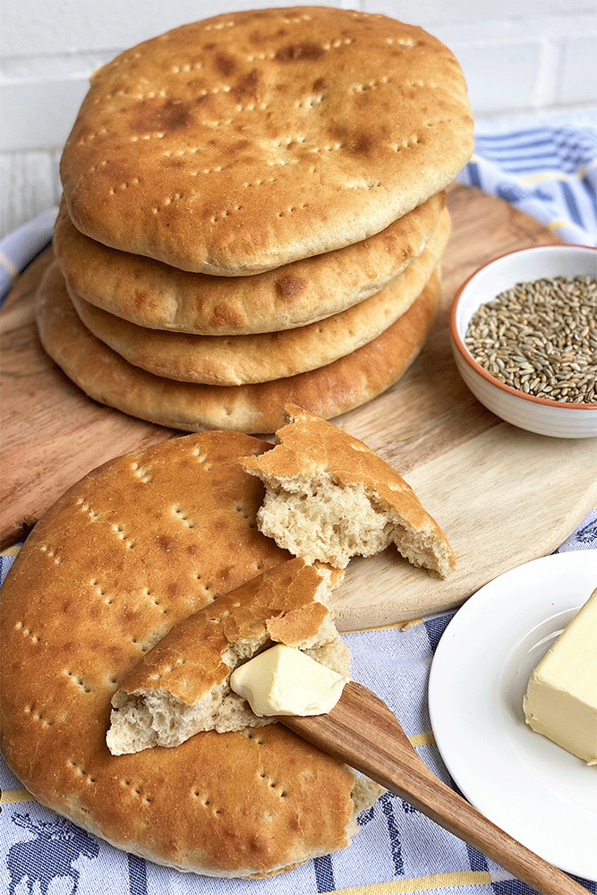 Rezeptbild: Brödkakor – rustikales Fladenbrot aus Schweden