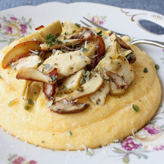 Rezeptbild: Polenta mit Artischocken und Steinpilzen