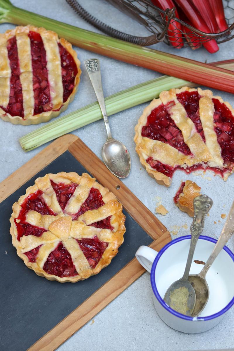 Rezeptbild: HImbeer-Rhabarber-Tartellettes