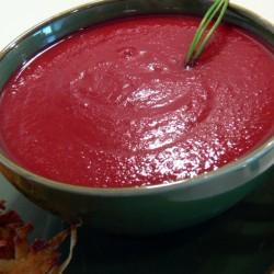 Rezeptbild: Rote Bete-Suppe mit Wasabi