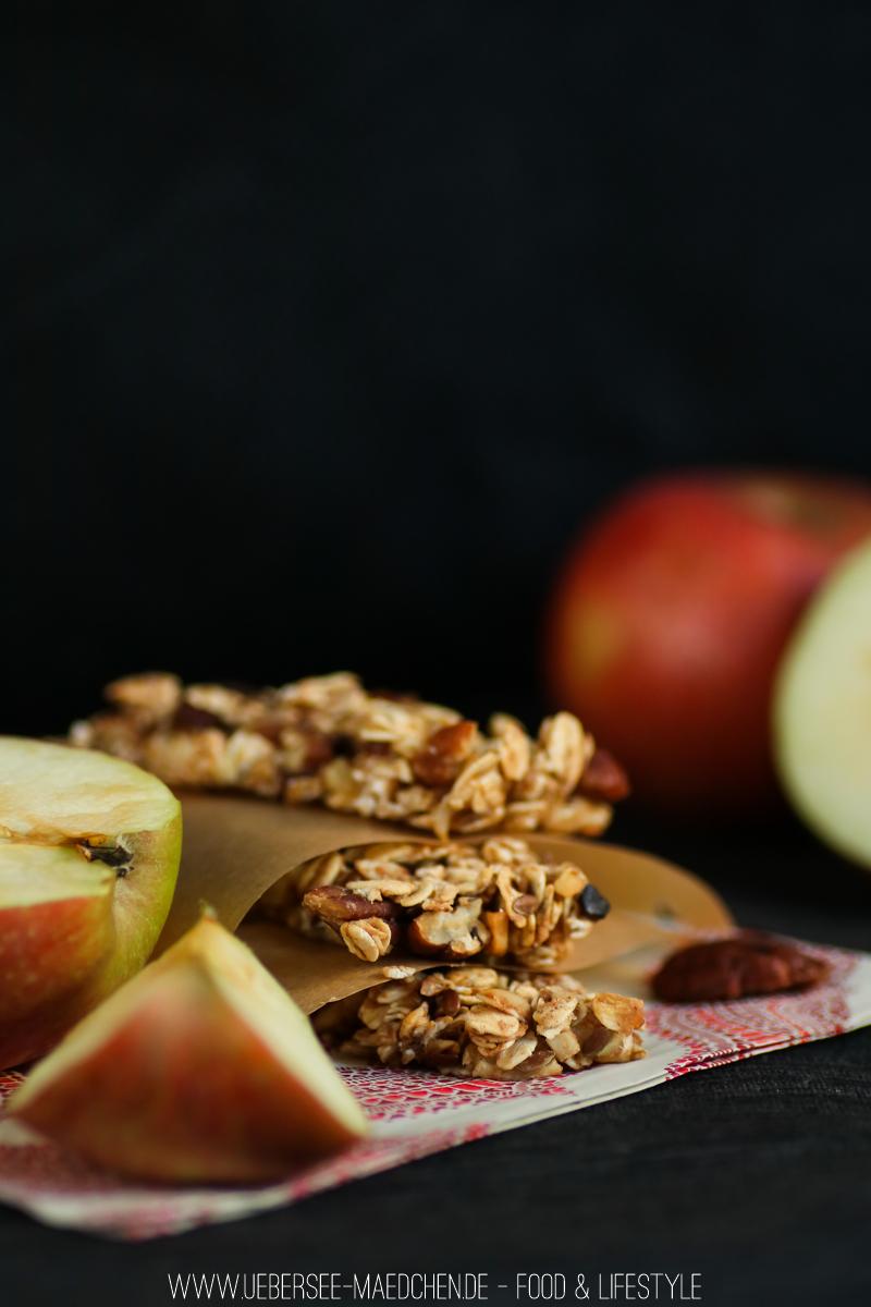Rezeptbild: Selbstgemachte Müsliriegel mit Apfel-Zimt