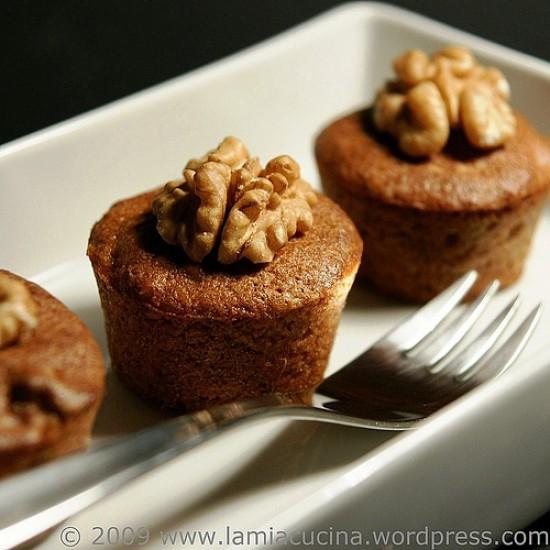 Rezeptbild: Basler Baumnussmuffins