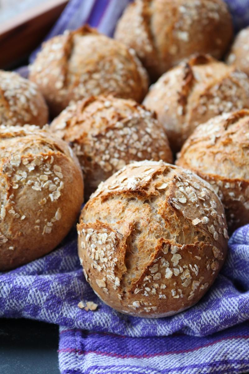 Haferle - Frühstücksbrötchen mit Haferkleie von gourmandises ...