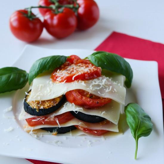 Rezeptbild: Lasagnetürmchen mit Auberginen und Tomaten