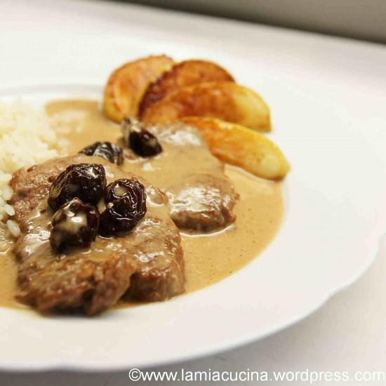 Rezeptbild: Kalbsschnitzel an Calvados-Rahmsauce