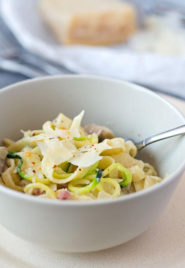 Rezeptbild: One-pot-Pasta mit Champignons und Schinken