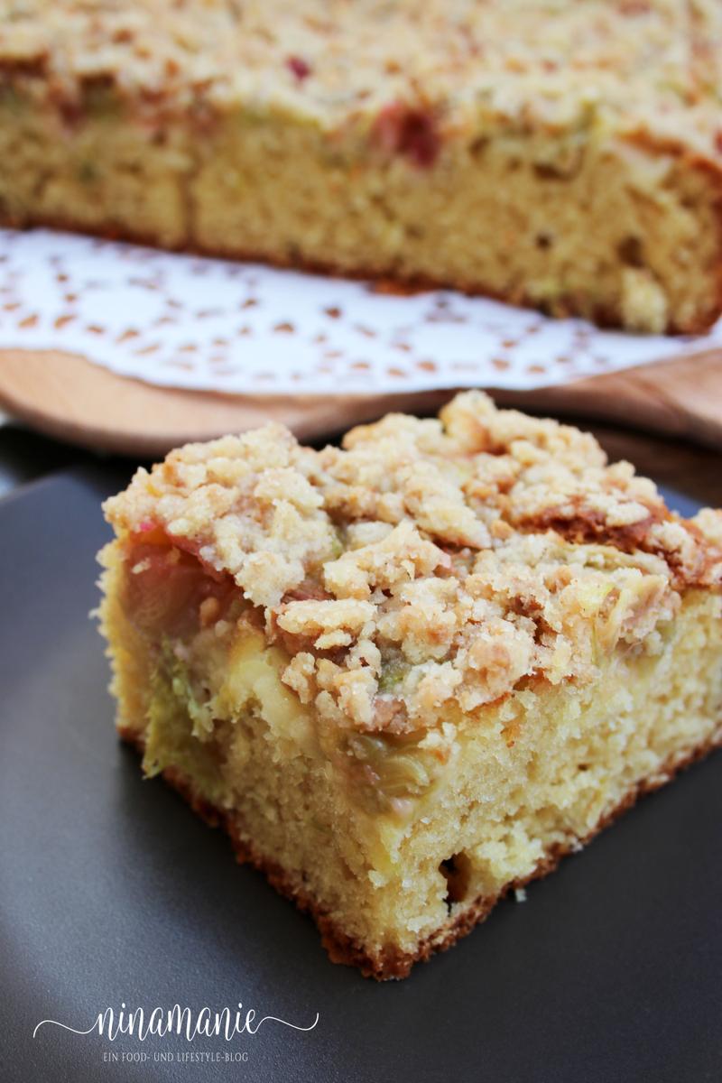 Rezeptbild: Rhabarberkuchen mit Streusel