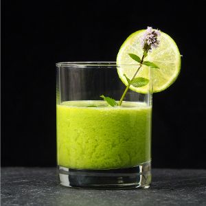 Rezeptbild: Grüner Smoothie mit Granny Smith und Thaibasilikum