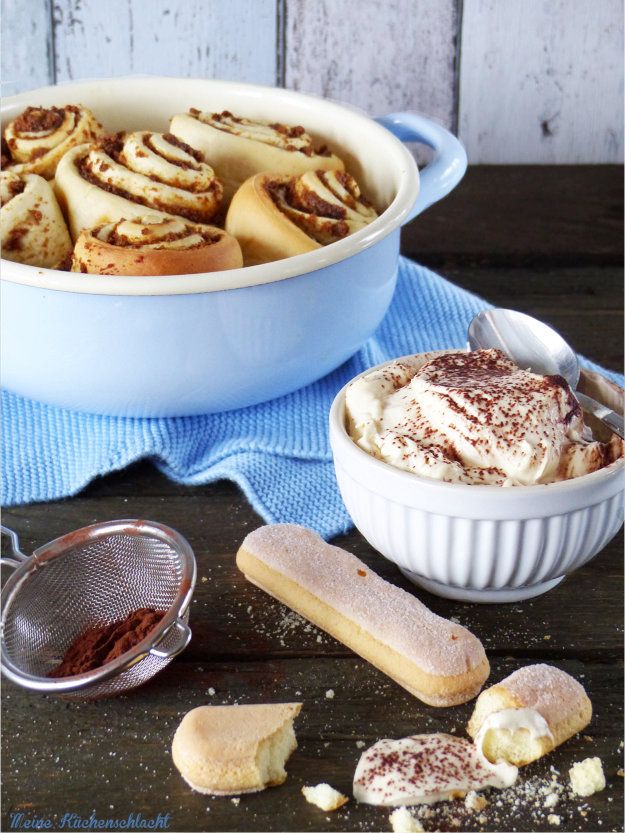 Rezeptbild: Tiramisu Hefeschnecken mit Baileys Creme