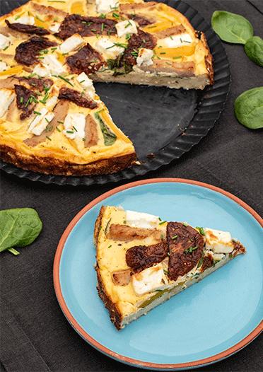Rezeptbild: Mediterrane Quiche mit Haferflockenboden