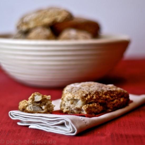 Rezeptbild: Haferflockenscones mit Apfel und Zimt