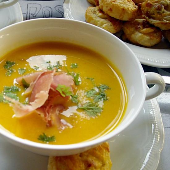 Rezeptbild: Möhrensuppe mit Ingwer