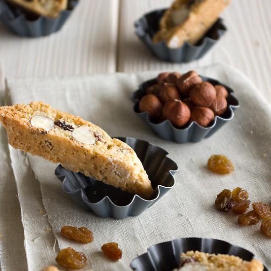 Rezeptbild: Haselnuss Rosinen Cantuccini