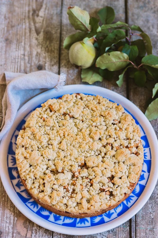 Rezeptbild: Quittenkuchen mit Streuseln