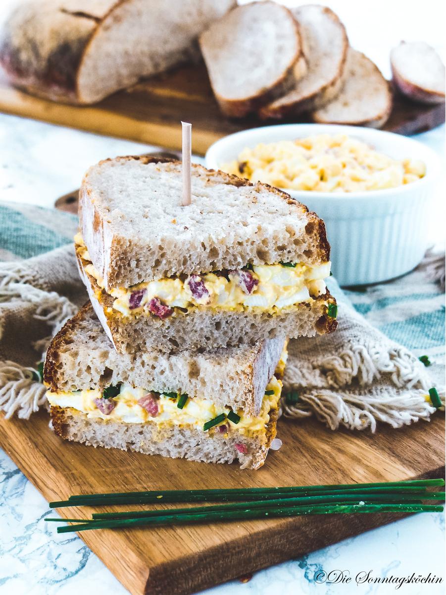 Rezeptbild: Deftiger Eiersalat mit Bacon