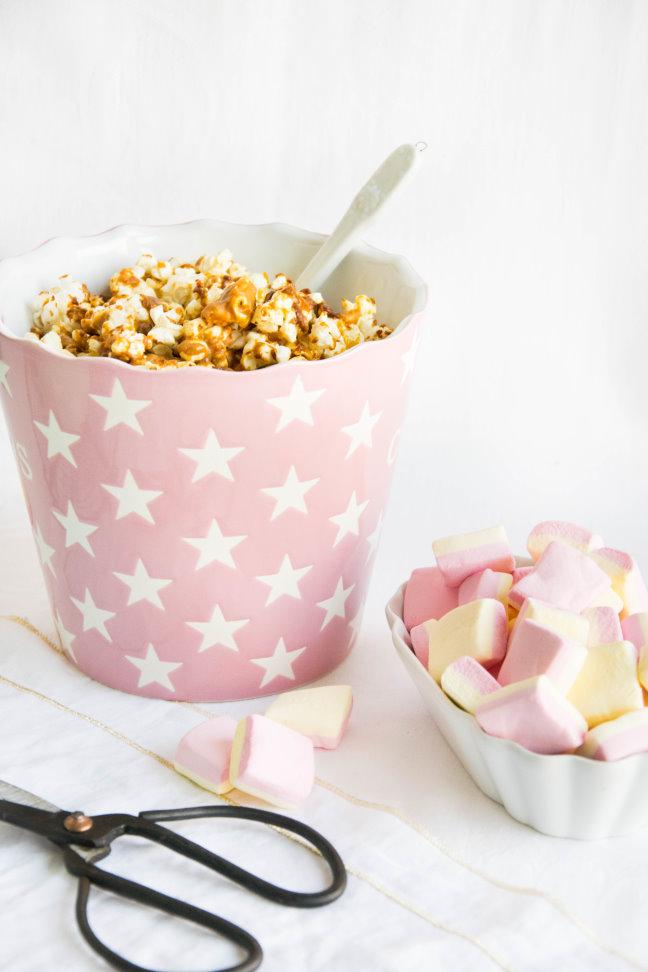 Rezeptbild: Popcorn mit Erdnussbutter