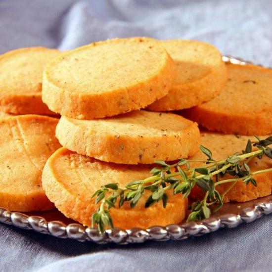 Rezeptbild: Parmesan und Thymian Cracker