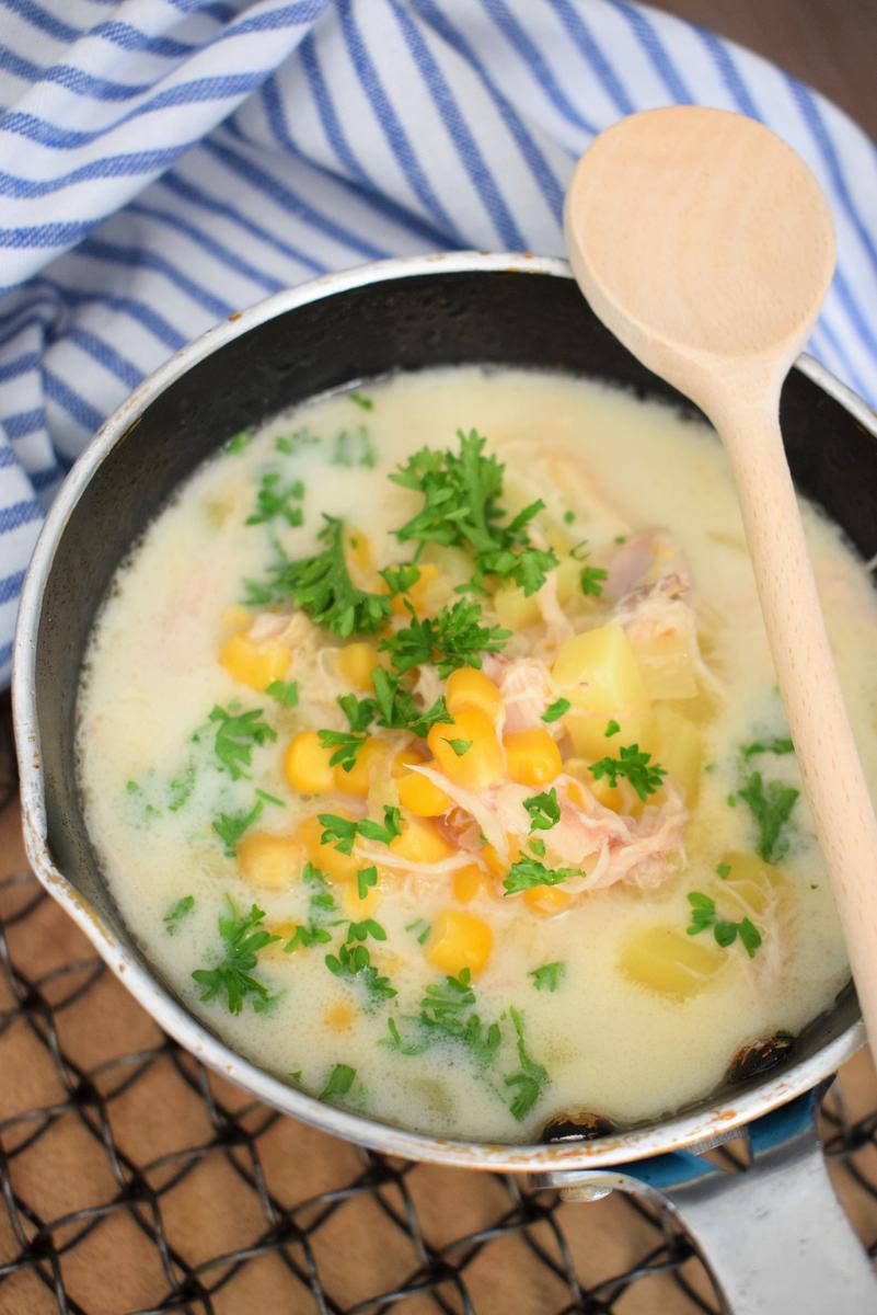 Rezeptbild: Kartoffel-Mais-Suppe mit Hühnchen