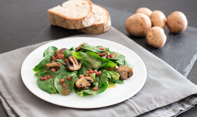 Rezeptbild: Feldsalat mit Pilzen und Speck