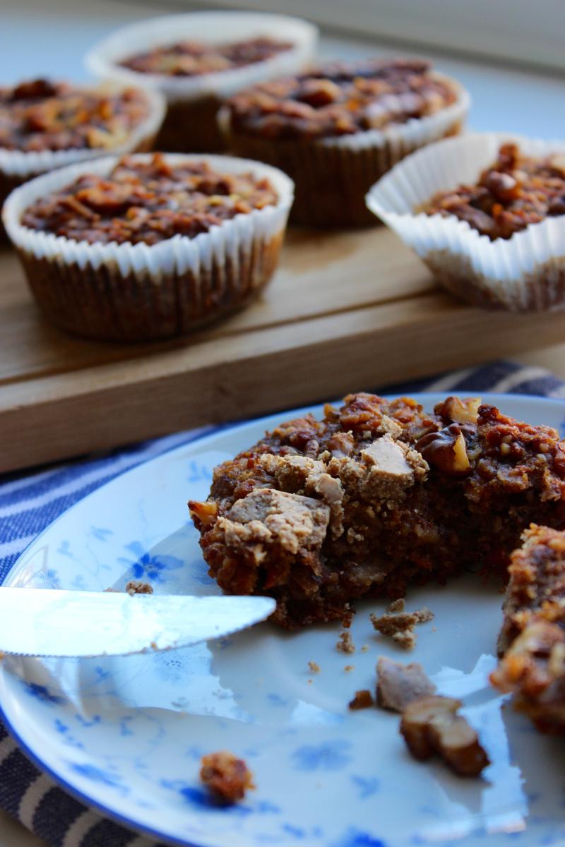 Rezeptbild: Apfel-Karotten Muffins. Vegan und glutenfrei. 