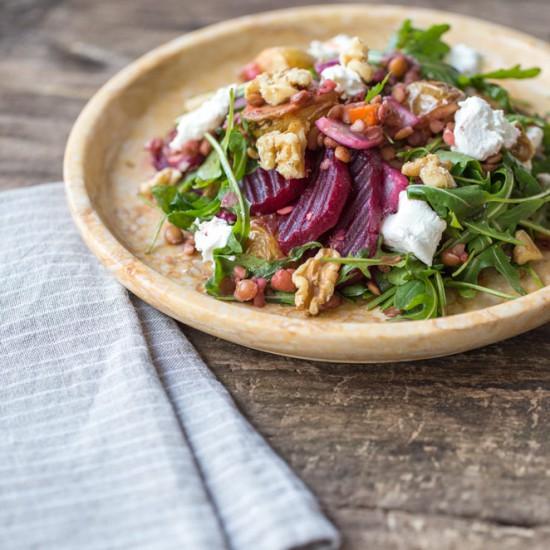 Rezeptbild: Wintersalat mit Walnüssen, Linsen und Roter Bete