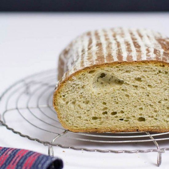 Rezeptbild: Avocado Brot auf Sauerteig Basis