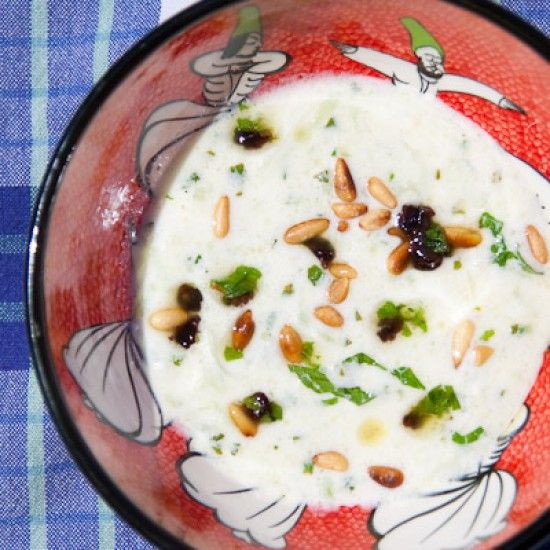 Rezeptbild: Cacik – kalte Joghurtsuppe
