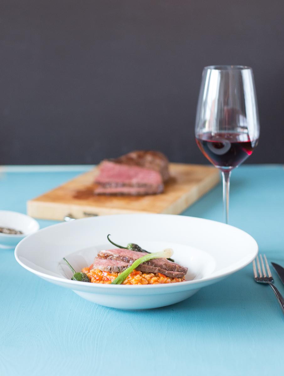 Rezeptbild: Paprika-Risotto mit Roastbeef