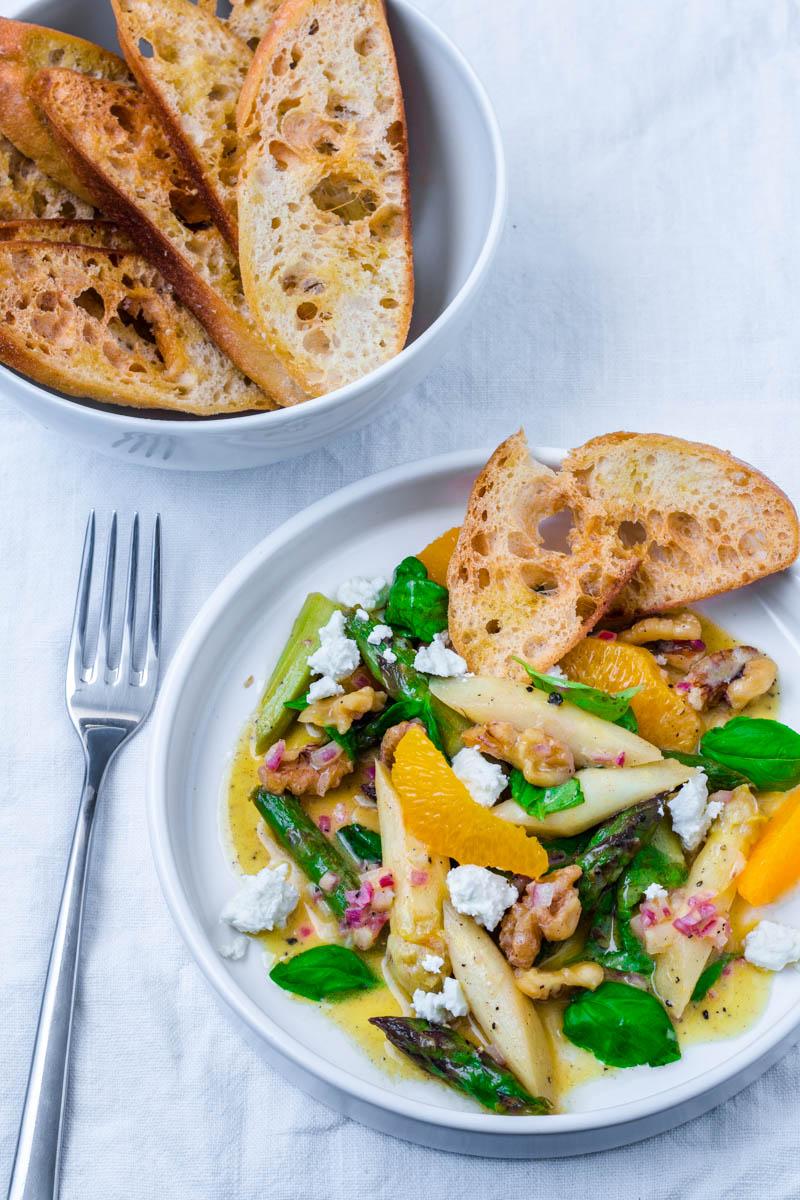 Rezeptbild: Spargelsalat mit Orangen-Vinaigrette und Feta