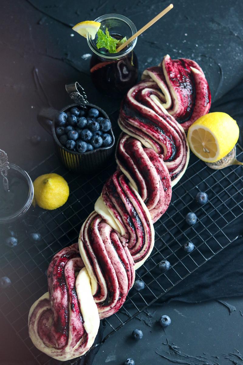 Rezeptbild: Süßer Heidelbeer - Babka