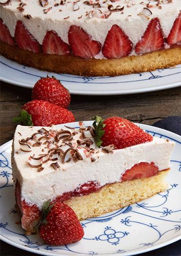Rezeptbild: Erdbeer-Torte mit Joghurtcreme