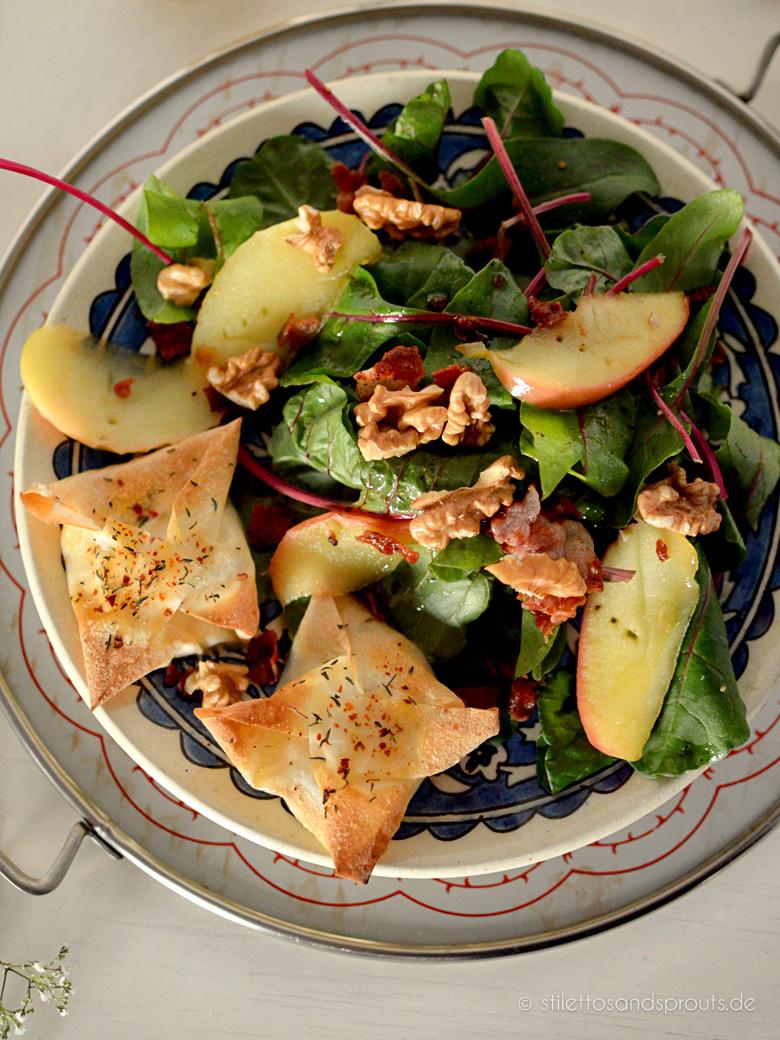 Rezeptbild: Salat mit Honig-Ziegenkäse-Päckchen und Bacon