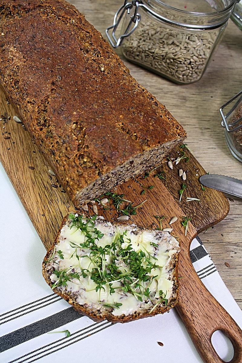 Rezeptbild: Low Carb Eiweißbrot