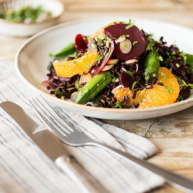 Rezeptbild: Reissalat mit Roter Bete, Zuckererbsen und Orange