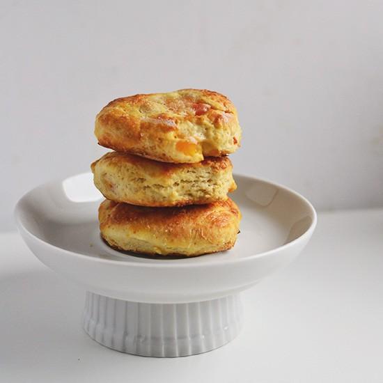 Rezeptbild: Aprikosen-Marzipan-Scones