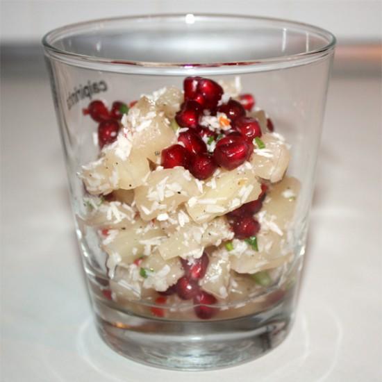 Rezeptbild: Pikanter Ananas-Kokos-Salat